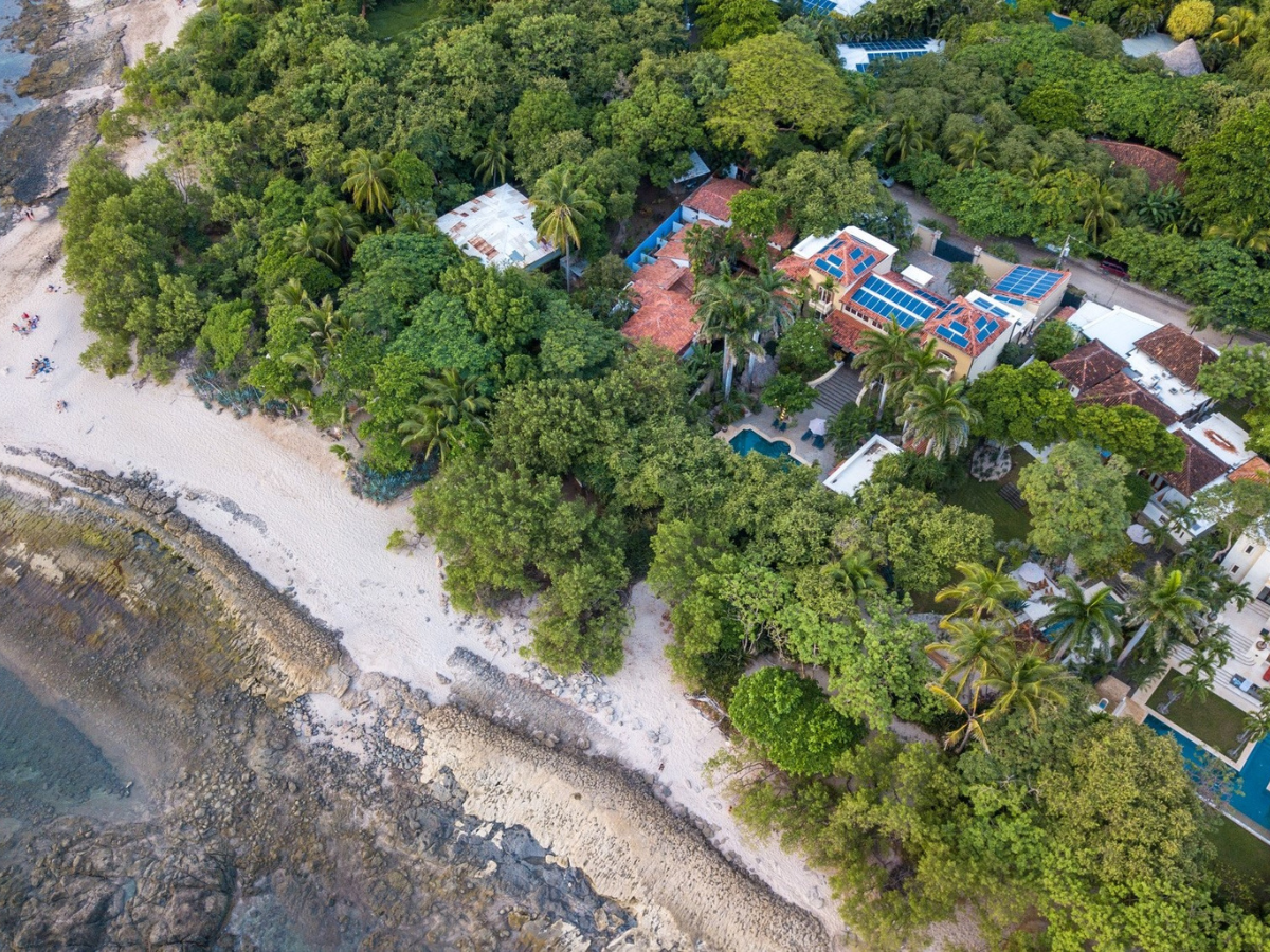 costa rica beachfront villa